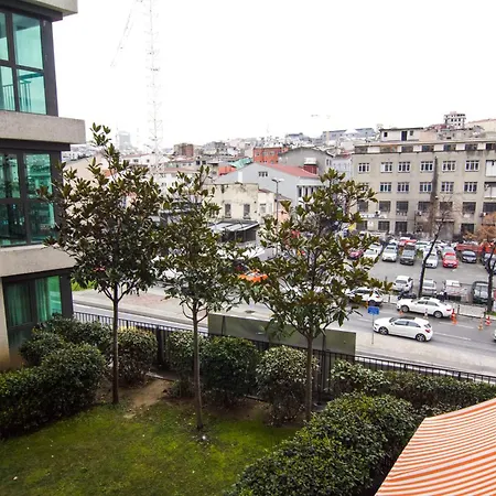 Modern & Cozy 1bdr In Vibrant Beyolu * Istambul